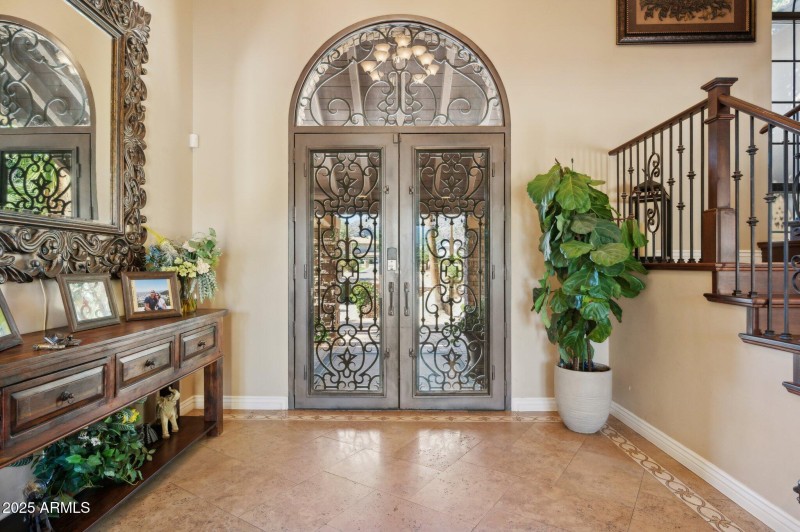 12-web-or-mls-11621-s-blackfoot-dr