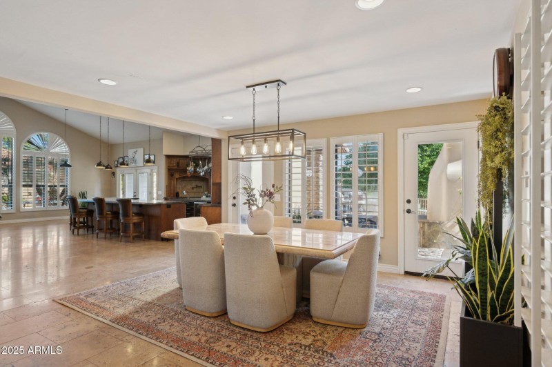 18-web-or-mls-11621-s-blackfoot-dr