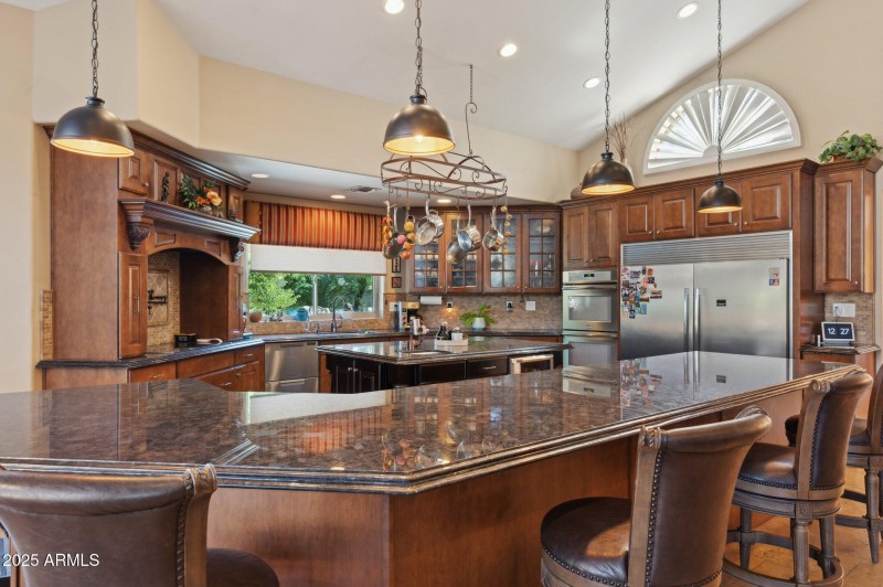 25-web-or-mls-11621-s-blackfoot-dr