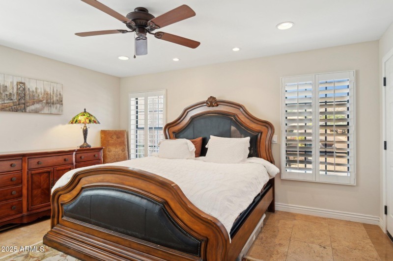 46-web-or-mls-11621-s-blackfoot-dr