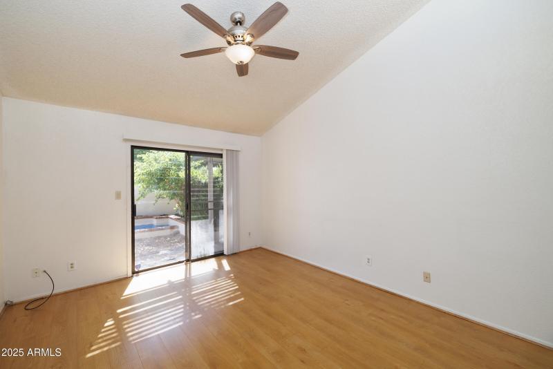 4775_W_Mission_Ln_10_17_25_05