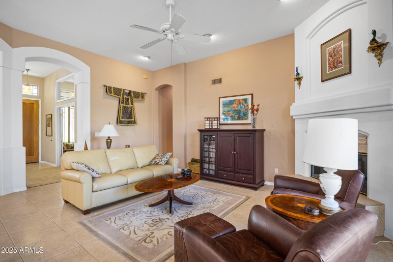 1978 E Stephens Dr-13