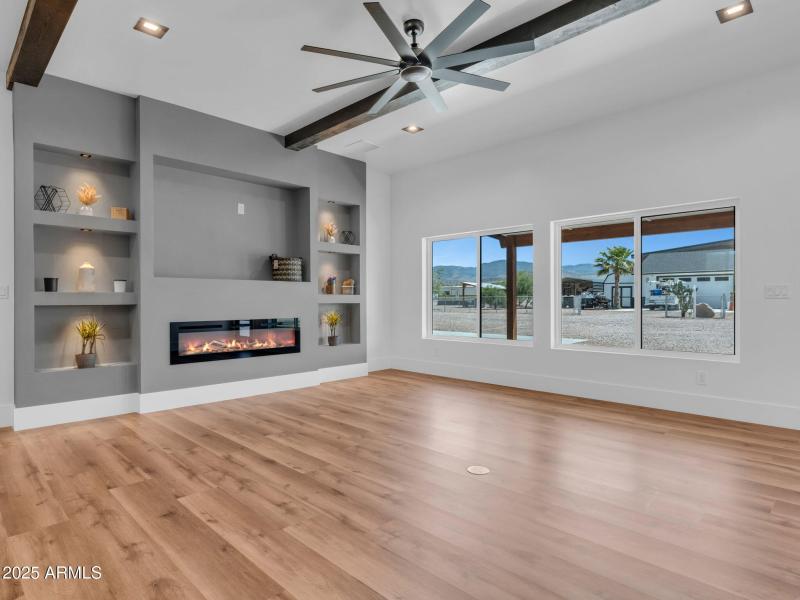 11-web-or-mls-TimberCreekImagery-11