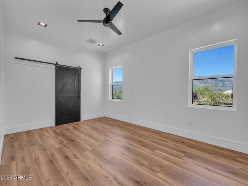 25-web-or-mls-TimberCreekImagery-25