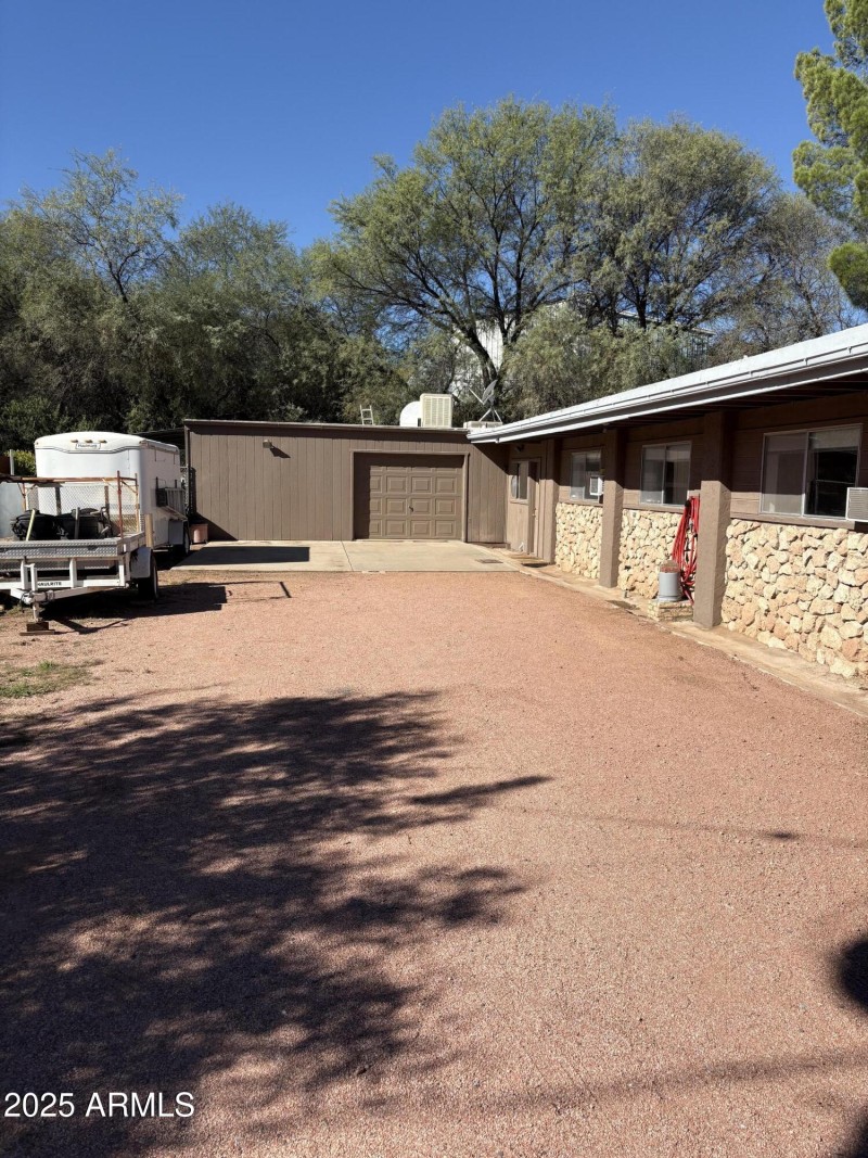 130 rincon main garage pic front