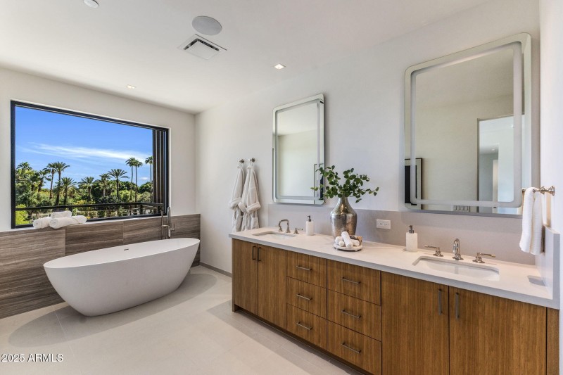 24-web-or-mls-IMG_8033 copy