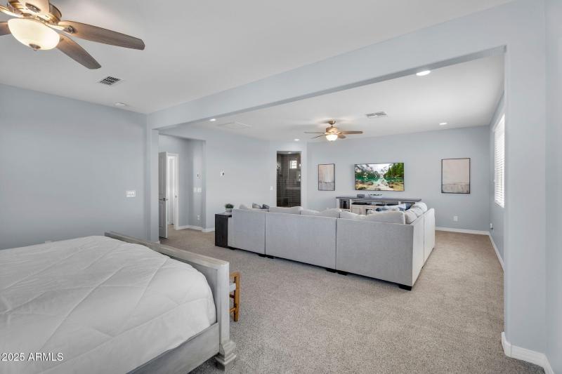 35-web-or-mls-Notting Hill-51