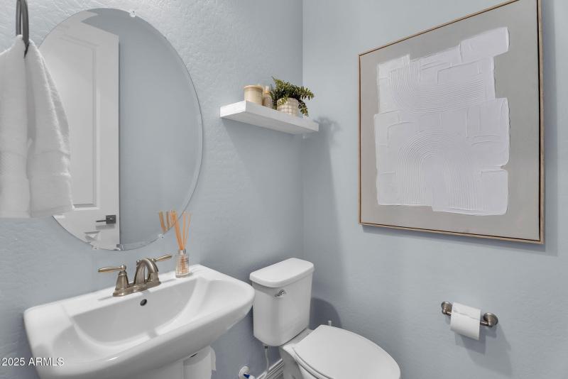 63-web-or-mls-Notting Hill-28