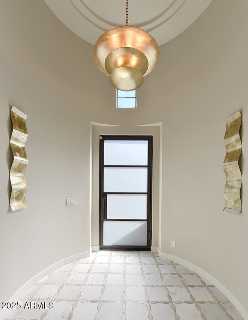 Dramatic Rotunda Entry