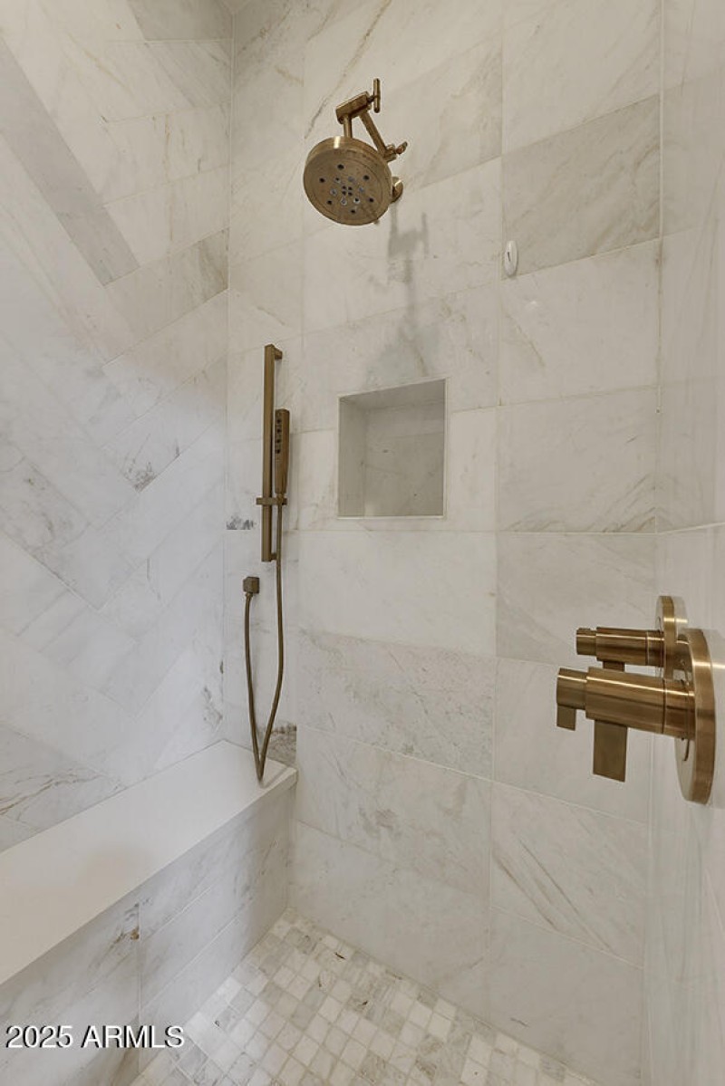 Seamless Walk-in Shower