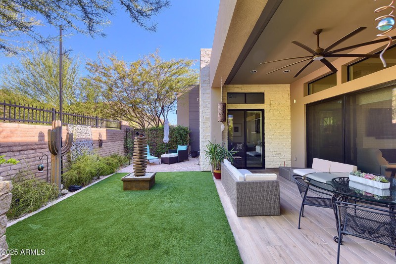 Access to Primary Bedroom