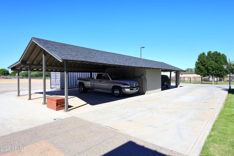 Extra Vehical Parking-Storage Rooms