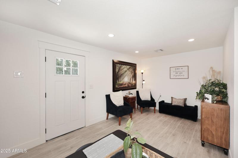 Guest House-Great Room2