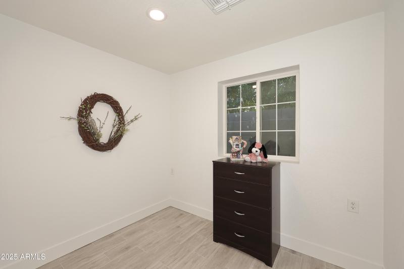 Guest House-Office-Den