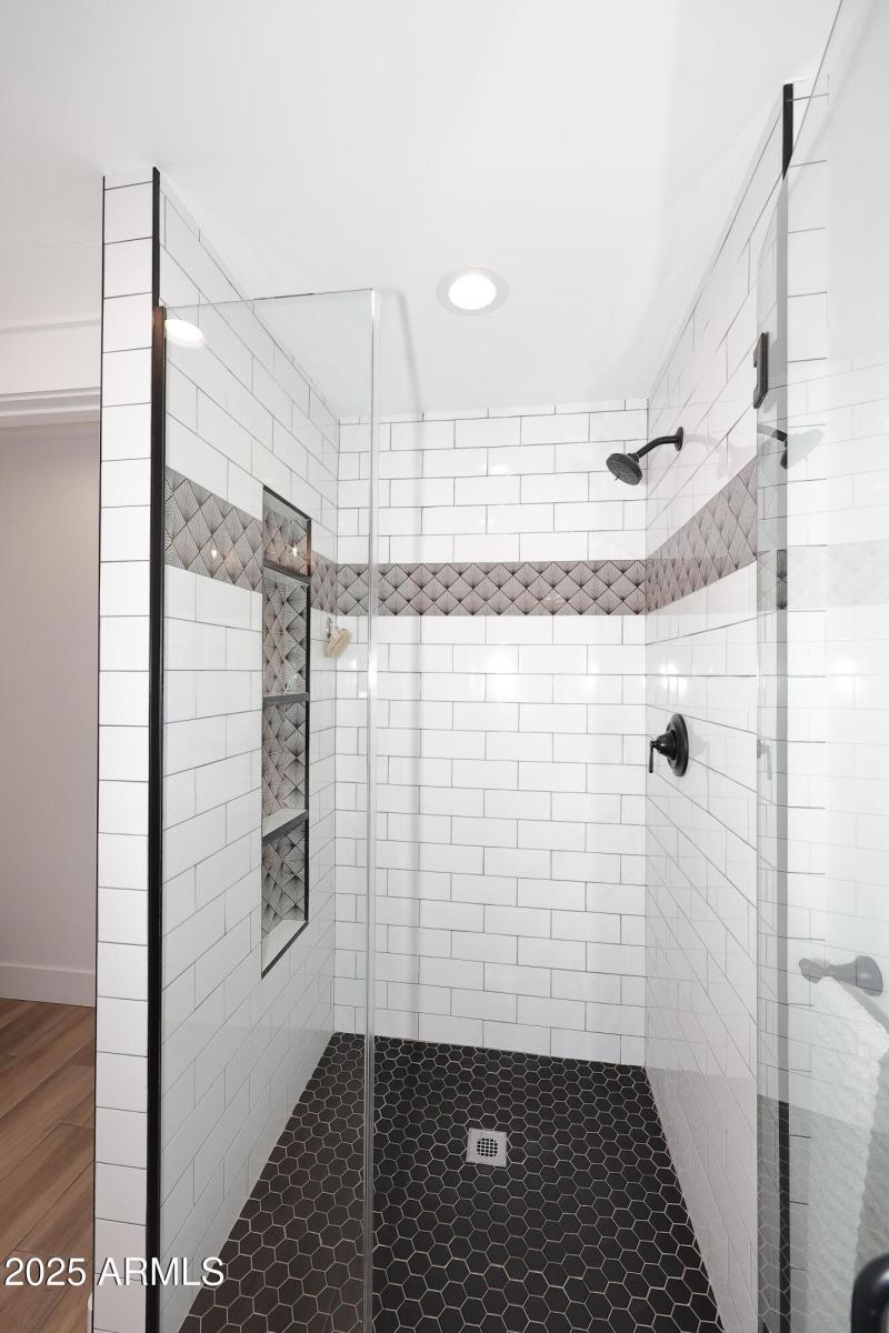 Hall Bath-Shower