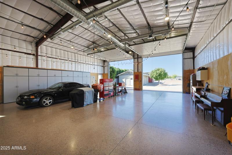 Large Work Shop-Interior