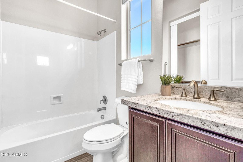 2827 E Bellerive Dr2-34