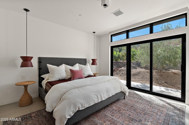 Guest house bedroom 1