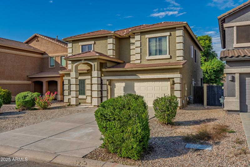 44322 W Cypress Ln-1