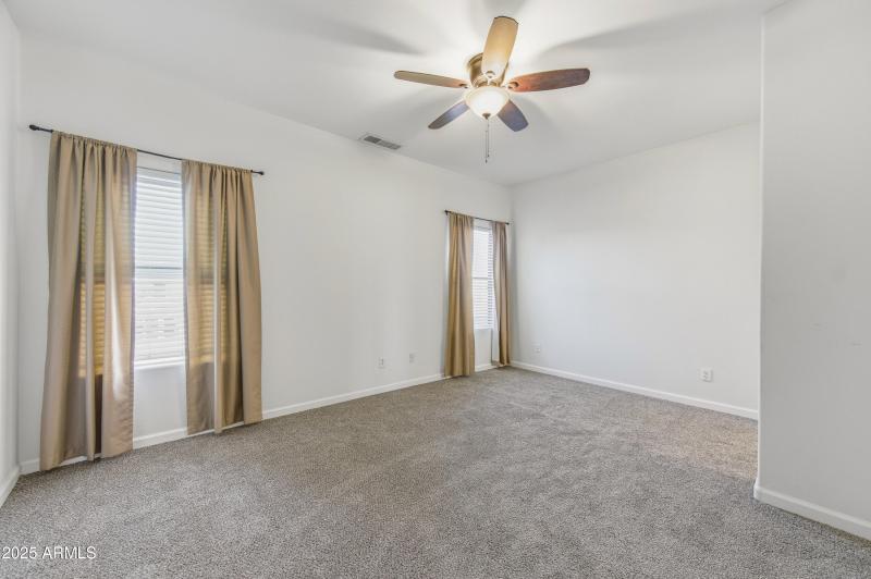 44322 W Cypress Ln-32