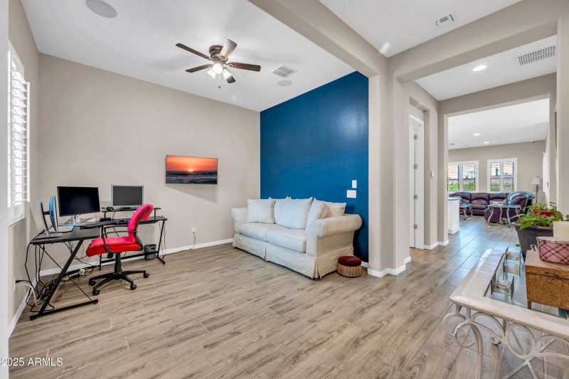 41553 W Springtime Rd-7