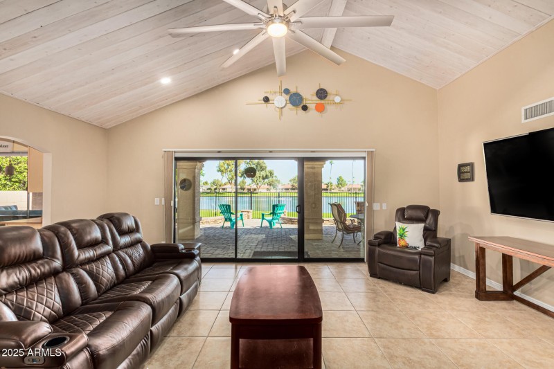 Family Room with lakeview