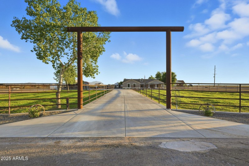 96-web-or-mls-ListerPros-50