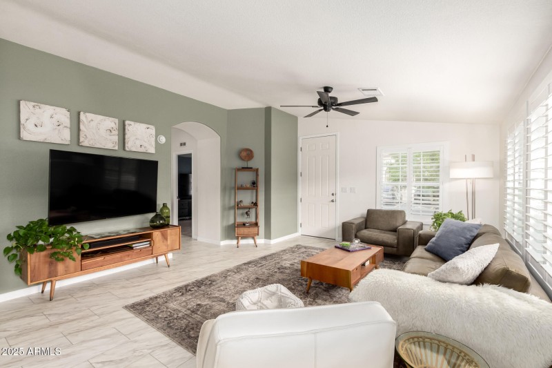 3301 S Goldfield Rd # 2004