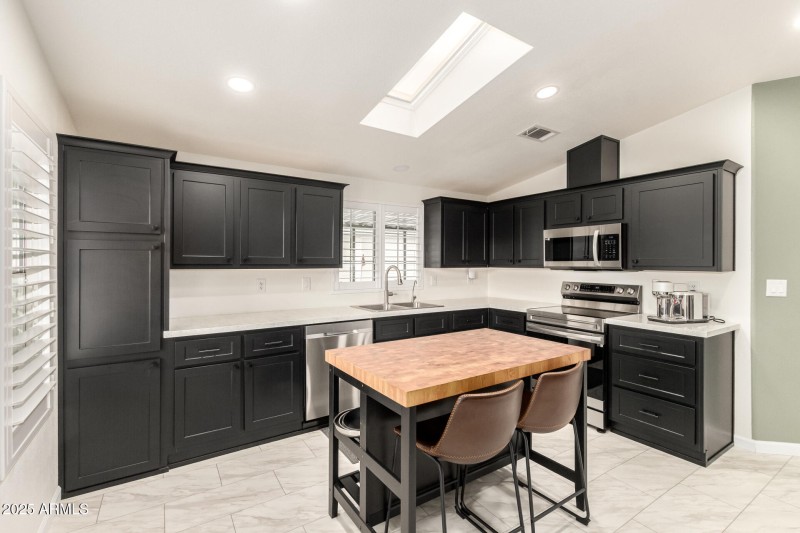 3301 S Goldfield Rd # 2004