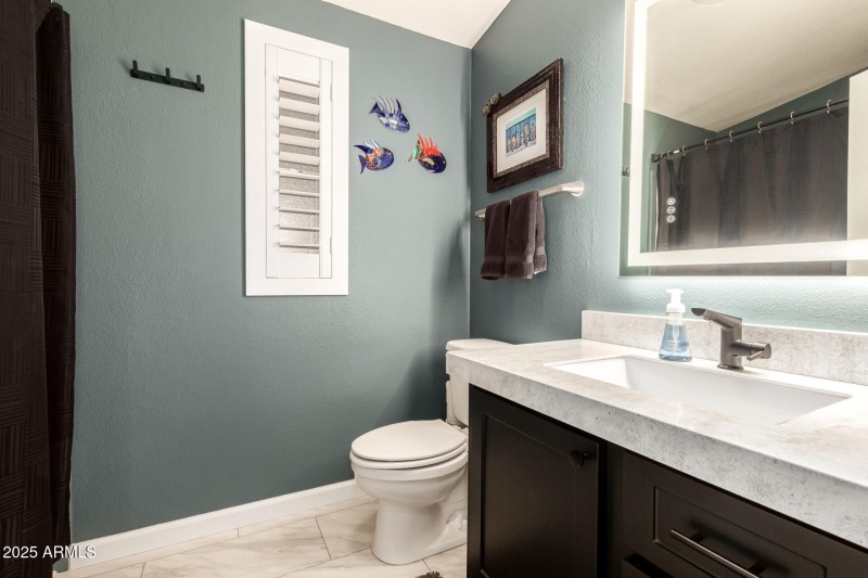 3301 S Goldfield Rd # 2004