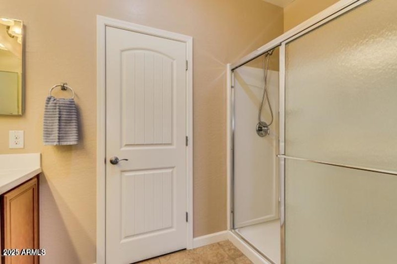 20221020225809523751000000-o