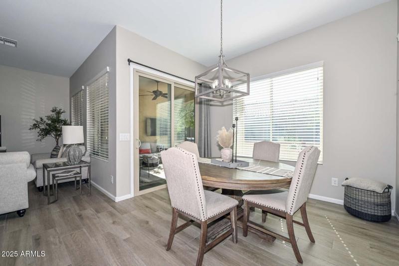 Breakfast Room
