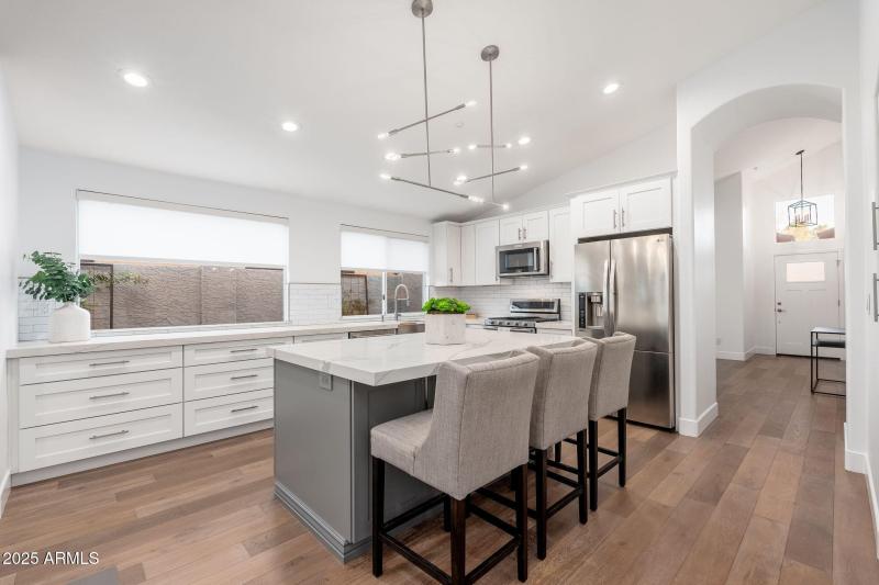 Eat In Kitchen