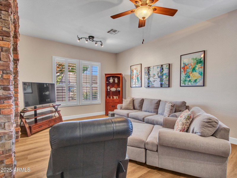 02-Living-Dining-room-(1)