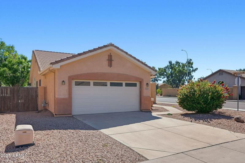 3-web-or-mls-Shannon-3