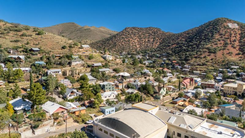 DJI_20251021095352_0399_D