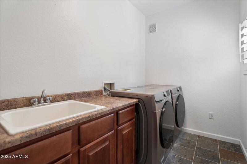 19 laundry room