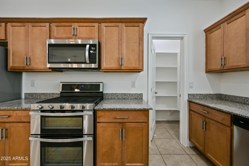 11-4831ST-ocupix-10-10-2025