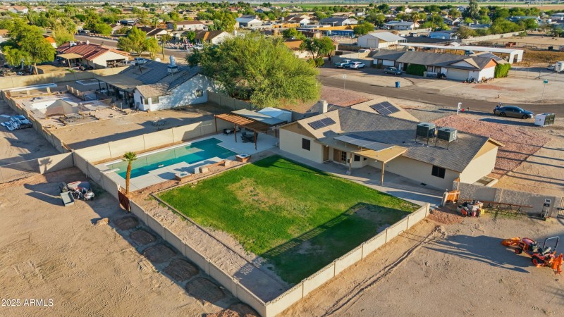 Aerials_22038_W_Hilton_Ave2