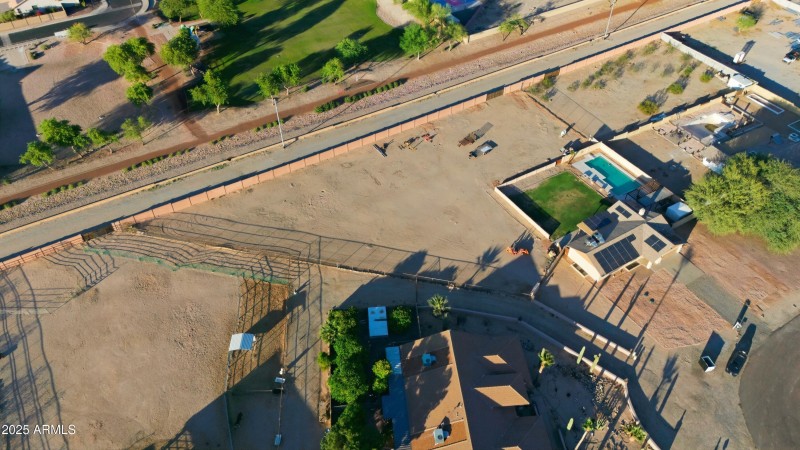 Aerials_22038_W_Hilton_Ave5