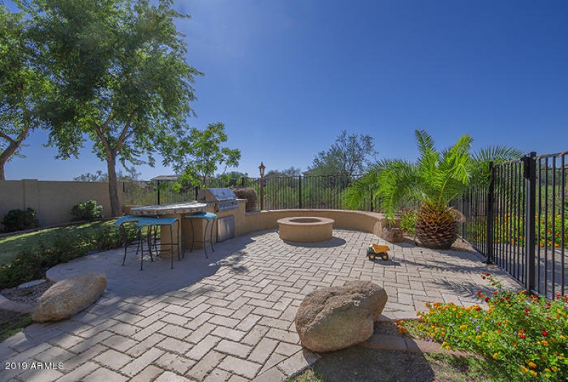 Outdoor Entertaining