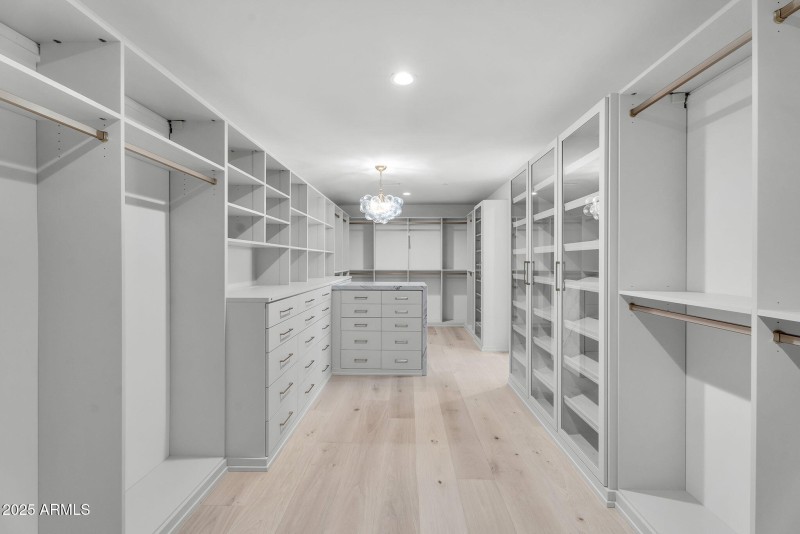 35-web-or-mls-North 39th-51