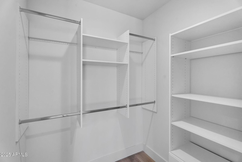 61-web-or-mls-North 39th-41