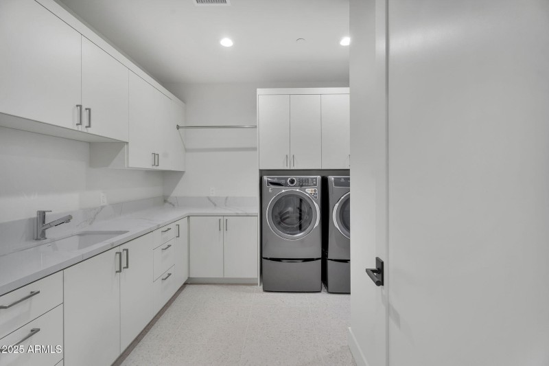 68-web-or-mls-North 39th-55