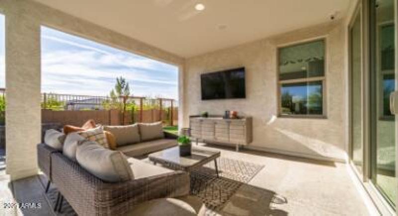 39640 N Trajen Pl ~ November Completion!