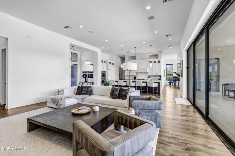 09-IMG_0046_47_48_49_50