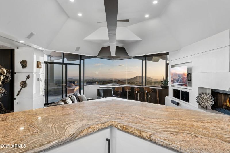 14-web-or-mls-41777-n-111th-pl