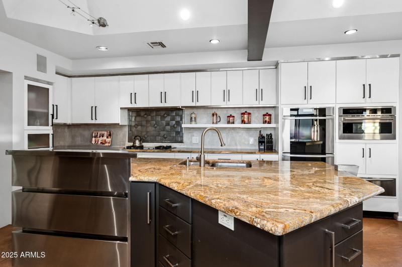 16-web-or-mls-41777-n-111th-pl