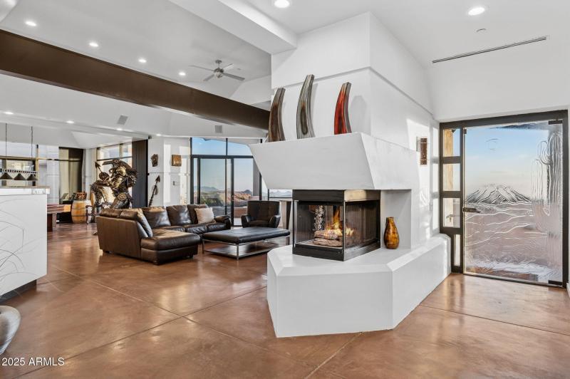 18-web-or-mls-41777-n-111th-pl