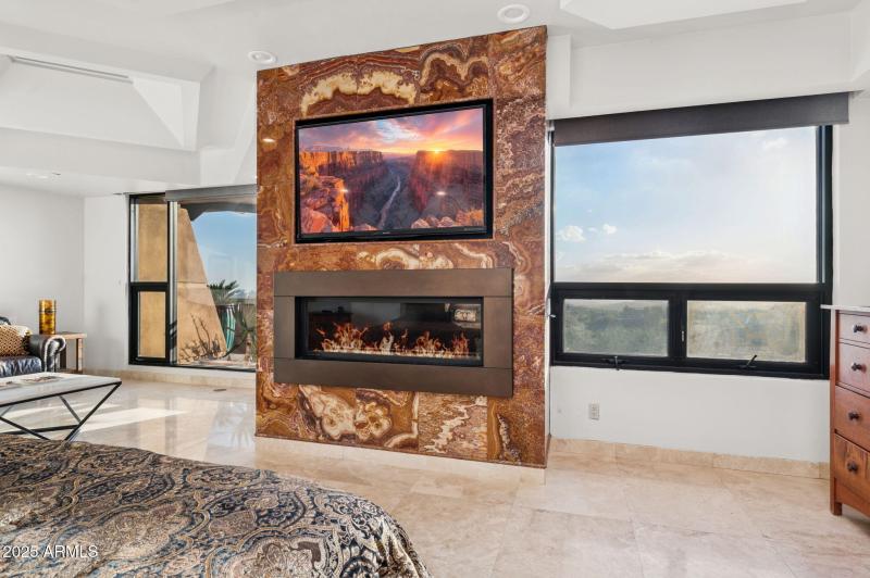 21-web-or-mls-41777-n-111th-pl